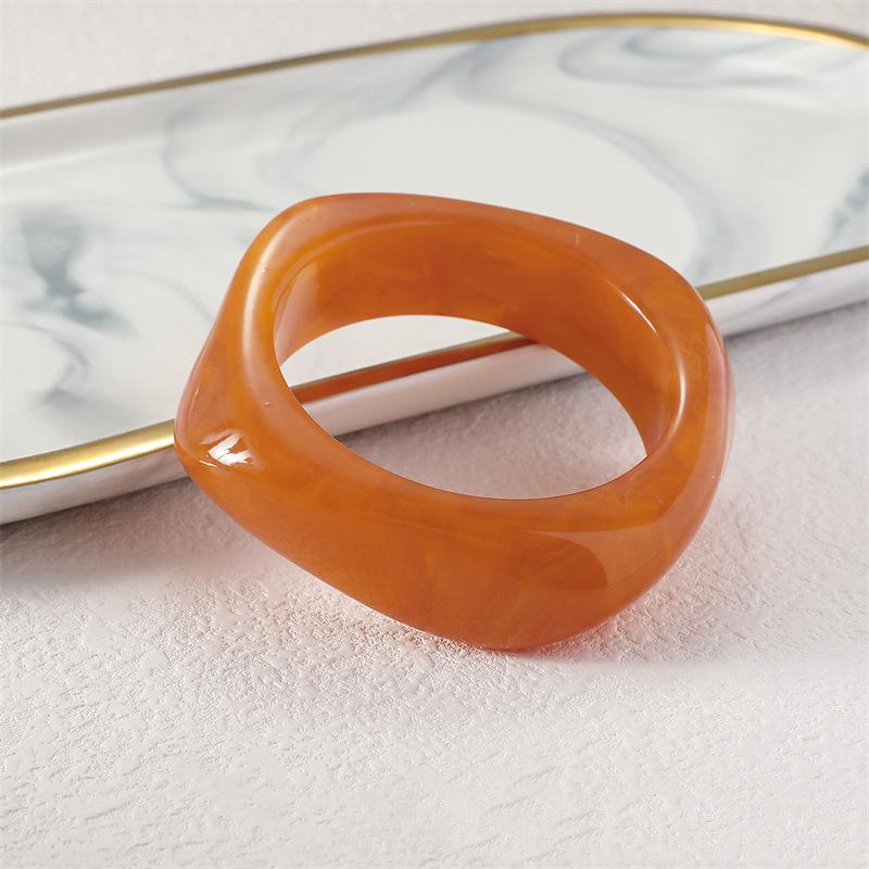 Irregular Gradient Translucent Acrylic Geometric Bangle Bracelet