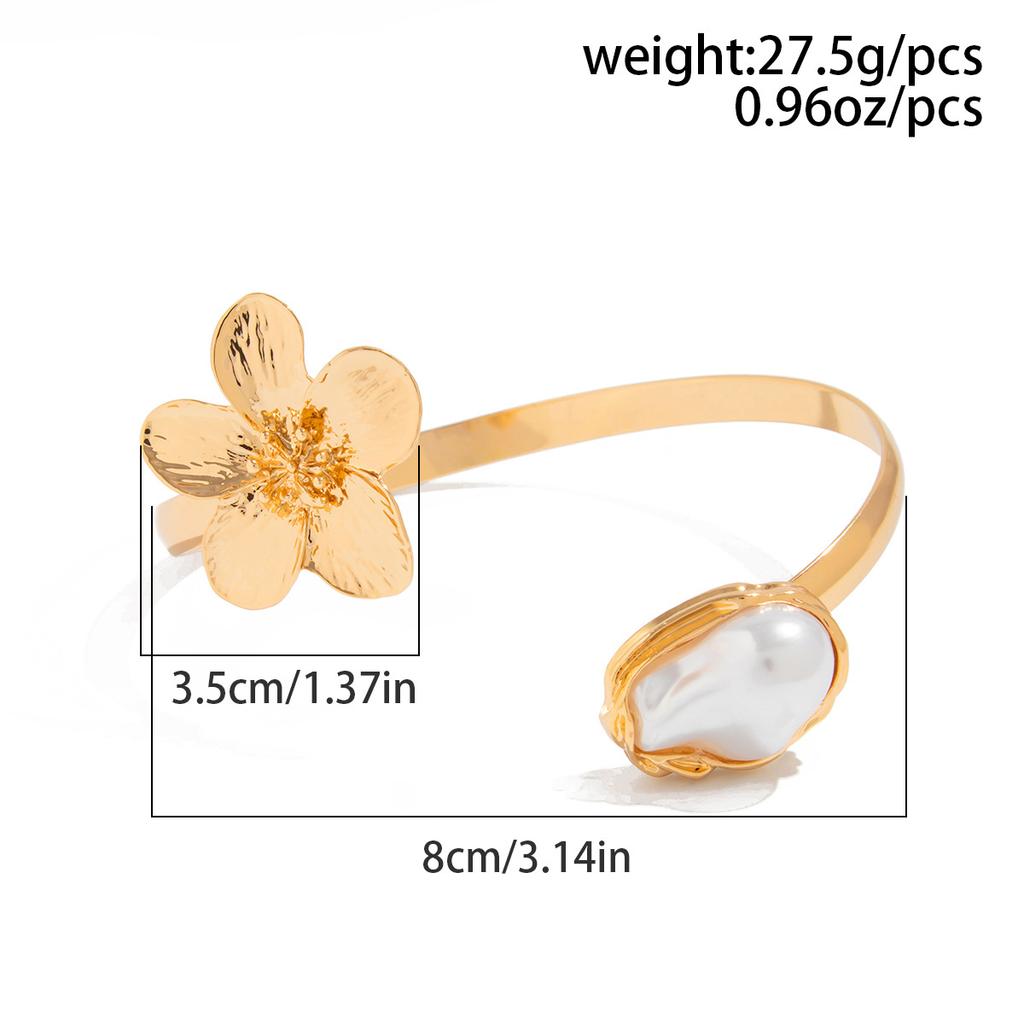2025 Trendy Starfish Open Cuff Bangles Adjustable Armband Silver Gold Color Punk Flower Conch Geometric Upper Arm Bracelet for Women Beach Jewelry