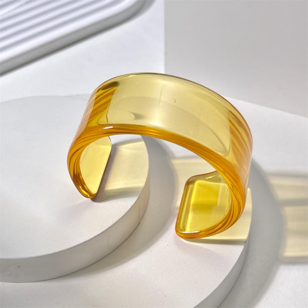 Fashion Cute Open Mouth Sweet Acrylic Bangle Temperament Texture Charm Daily Casual Resin Half Suitable The General Trend Public
