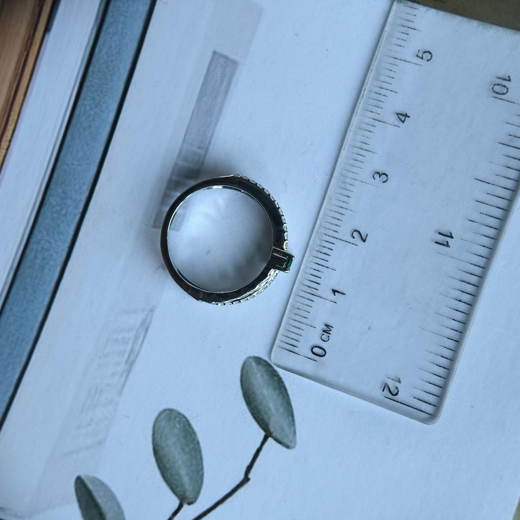 Silberring mit Nano-Smaragd 0,518ct, Artikelgewicht 2,61 g (2192138)