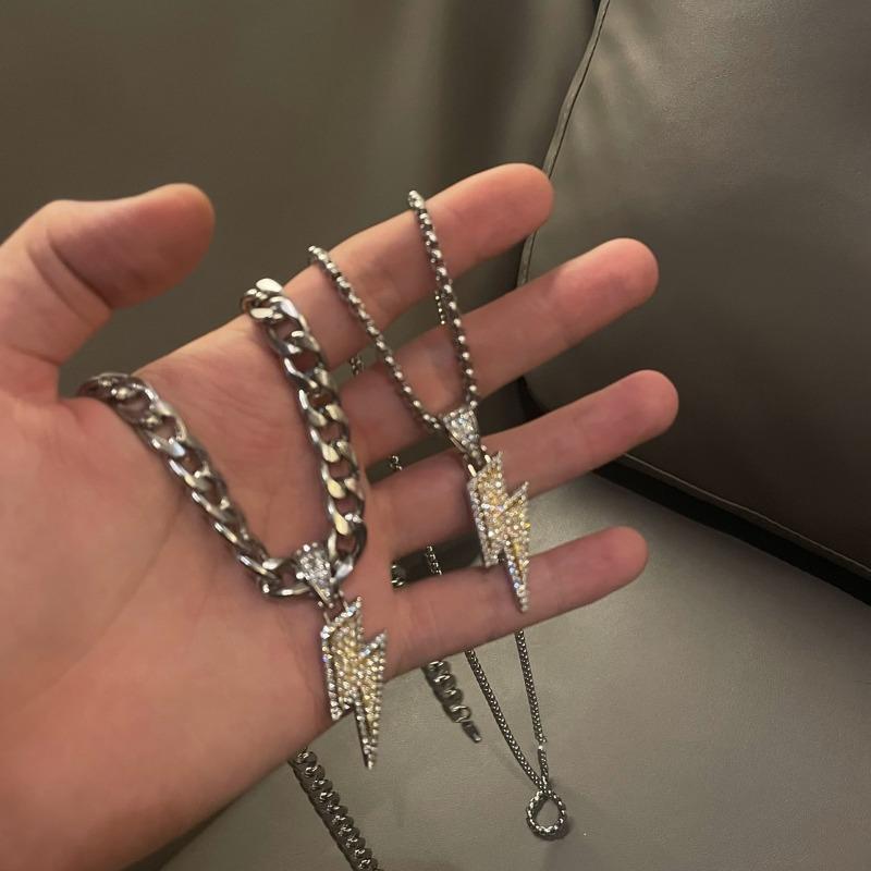 Hip Hop Zircon Lightning Pendants Necklace with Iced Out Miami Cuban Chain Rapper Party Wear Jewelry