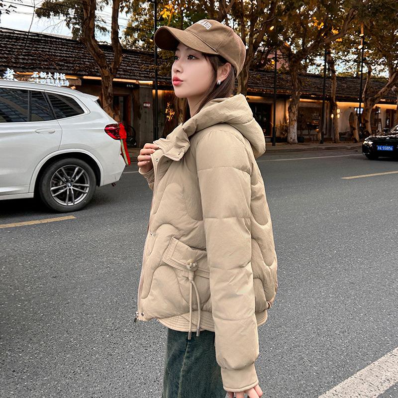 Doudoune courte épaisse à capuche pour femme, ample et ajustée, veste élégante en coton rembourré