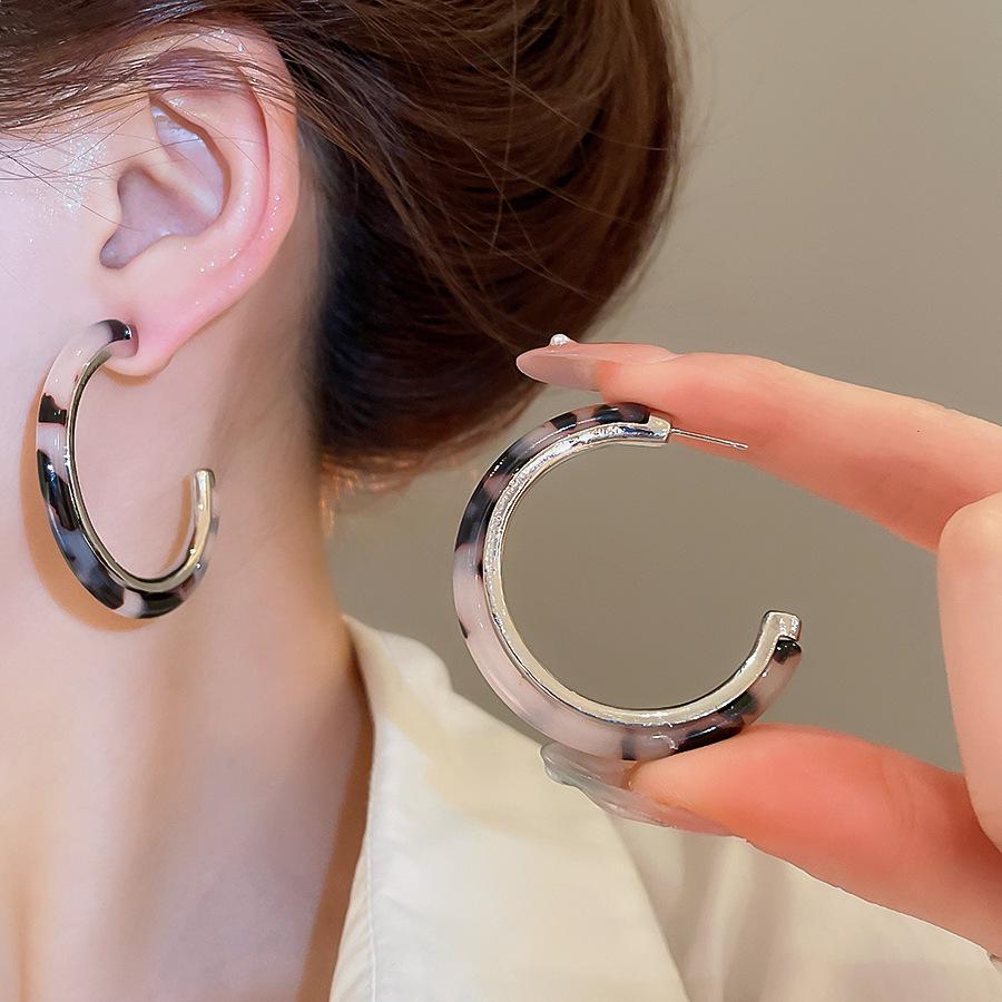 Silbernadel Leopard Harz Geo Runde Ohrringe, Retro Myer Stil, Nischen Design für Frauen