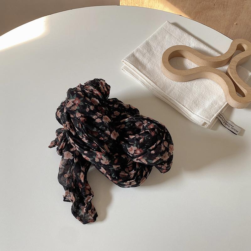 Vintage Cotton and Linen Scarf for Women Autumn and Winter Printed Thin Pleated Scarf Silk Scarf