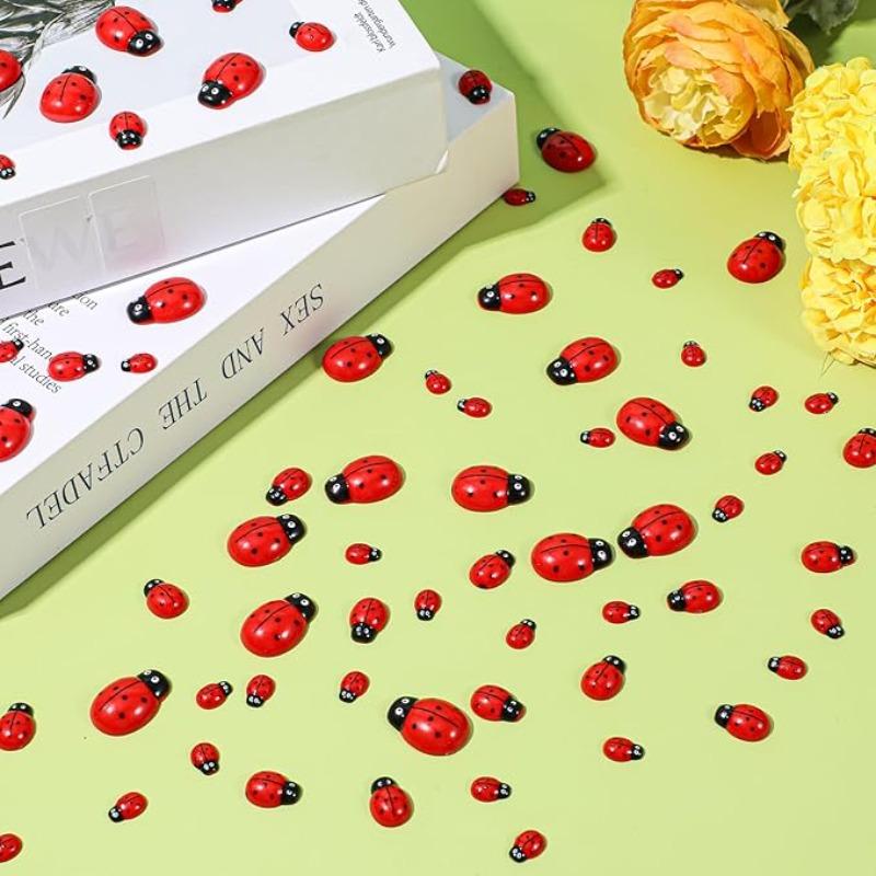 100PCS Ladybug Decor Tiny Ladybugs Decor Wood Ladybugs Shaped Embellishments Craft for DIY Craft Micro Animals Gifts