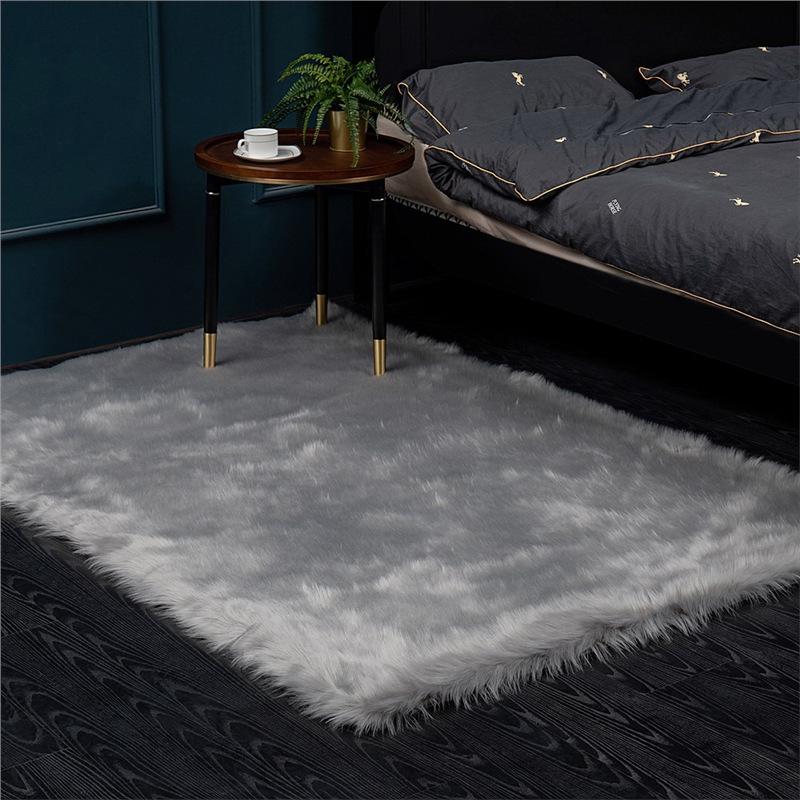 Nordic Style Plush Living Room Carpet - Cute Full Coverage Imitation Wool Rug for Bedroom & Sofa Area.