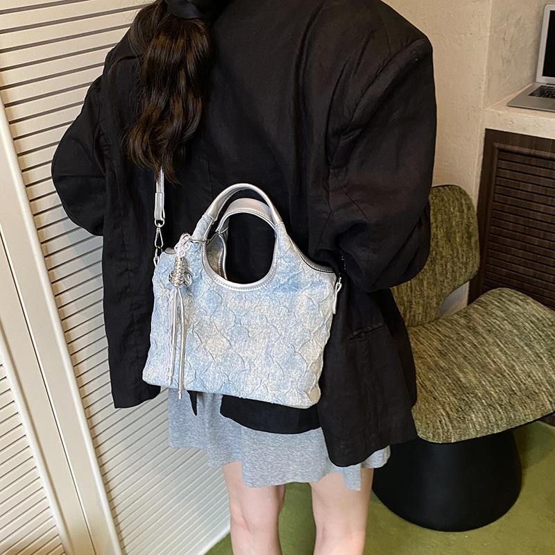 Denim Handbag Casual Versatile Bucket Bag New Large Capacity Shoulder Bag Fashion Messenger Bag