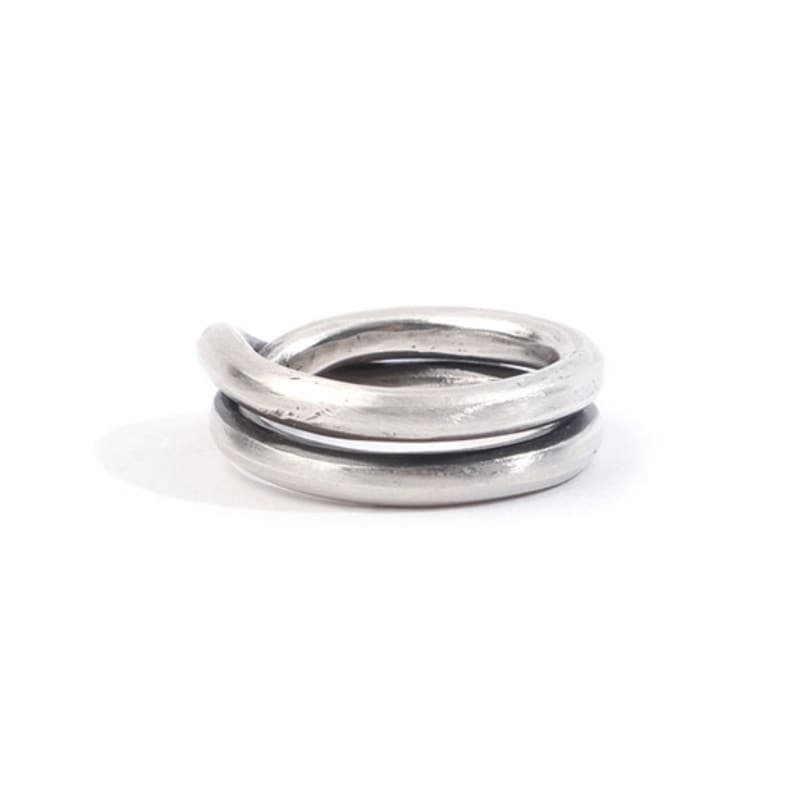 SEWNSWEN SILVER CROSS THICK LINE RING