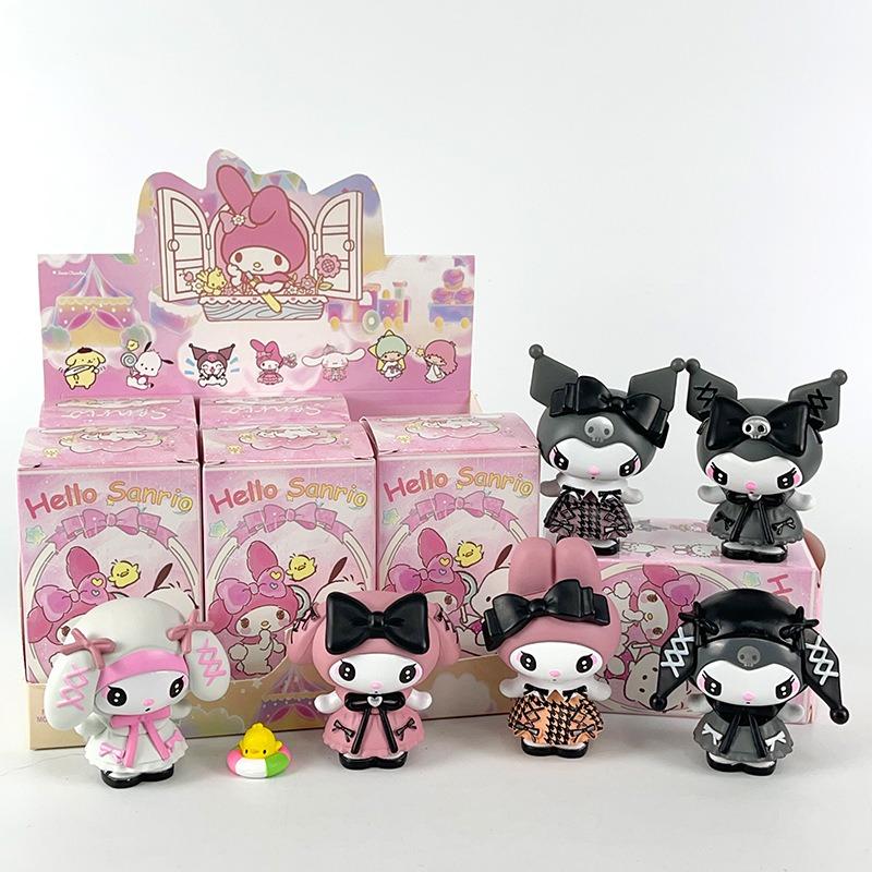 

MINISO Блайнд бокс Sanrio Kuromi Кукла-гадалка Торт Ручная работа Модельные фигурки Куроми Украшение для торта на день рождения Таинственный подарок