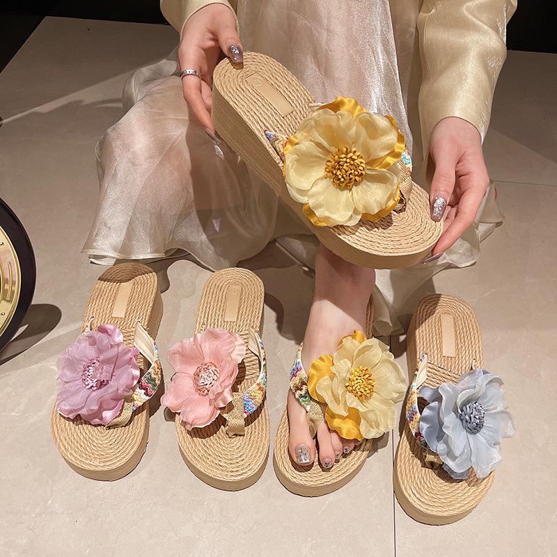 Blumen Sommer Mode Ethnische Zehensandalen - Rutschfeste Dicke Sohle Strand Badeschuhe