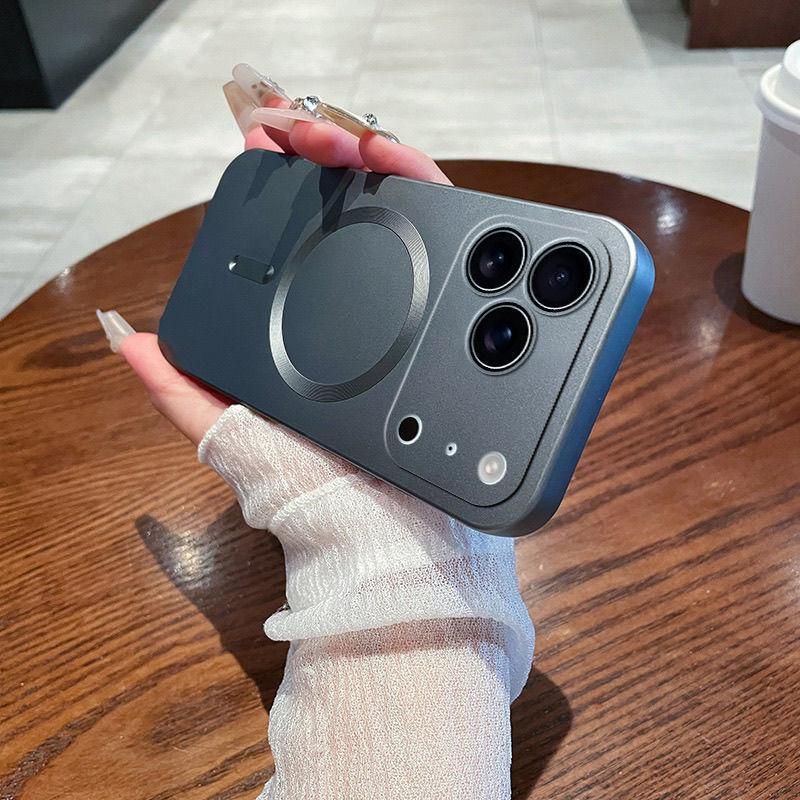 IPhone17PROMAX Liquid Silicone Magnetic Suction Mobile Phone Case Suitable for Apple 16 with Lens Film Soft Protective Cover 15