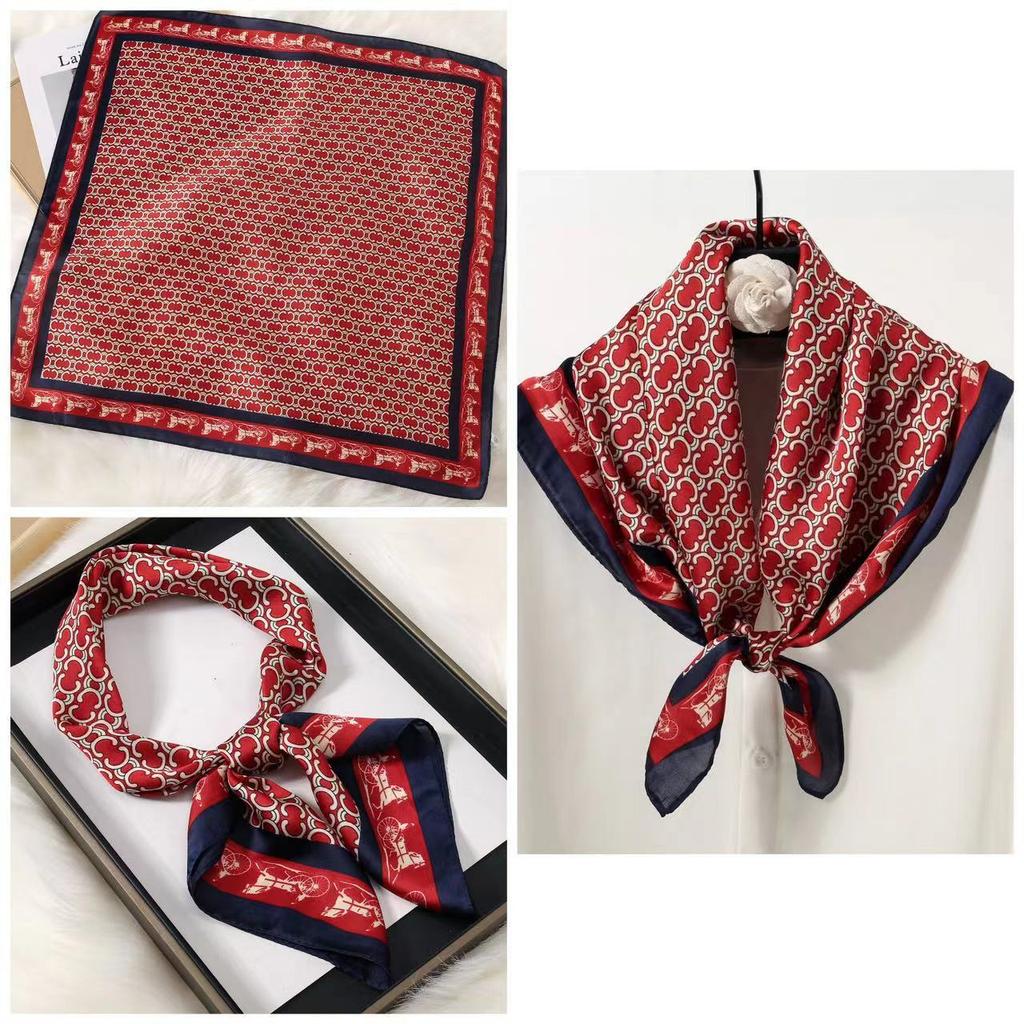 Eleganti Foulard di Seta da Donna Con Centinaia di Camicie, Assistenti di Volo, Decorazione Professionale, Protezione del Collo, Foulard, 70 Foulard Quadrati Piccoli.