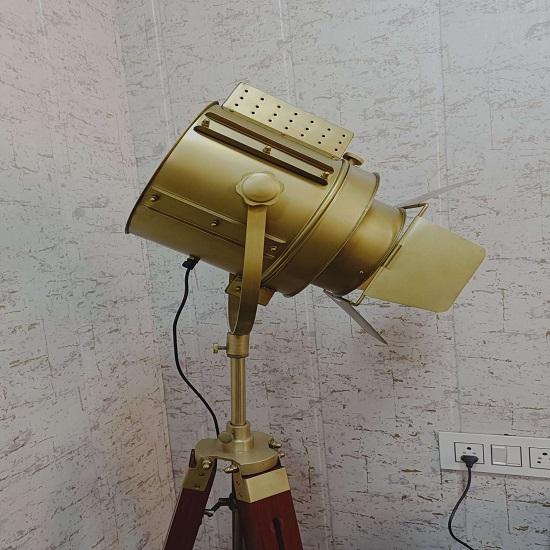 Handmade Tripod Studio Floor Lamp Marine Flap Searchlight Chrome Nickel Retro Spotlight Focus Floor Lamp Home Decor