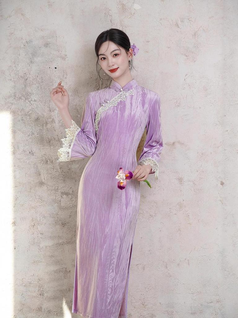 2025 Autumn Blue Velvet Qipao with Lace Edging & Large Sleeves - Young Style