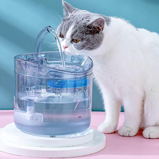 Cat Water Fountain Automatic Water Dispenser with Filter 1.8L Pet Drinking Fountain with Quiet Pump Dog Water Bowl for Indoor Cats Kitty