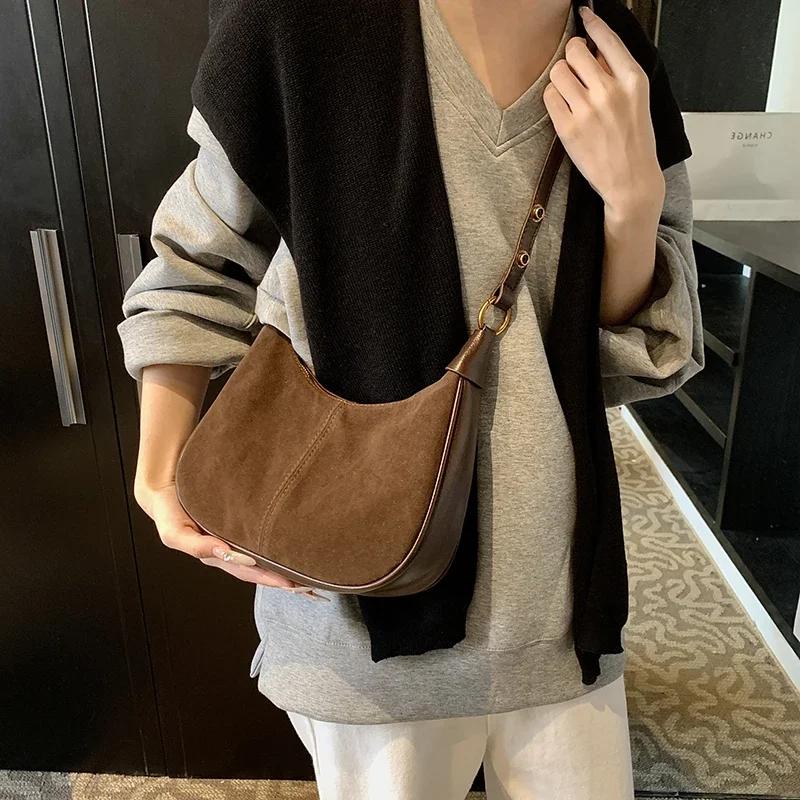 Small PU Leather Underarm Bags Lady Shoulder Bag for Women  Winter New Trend Crossbody Bag Y2K Handbags AVE