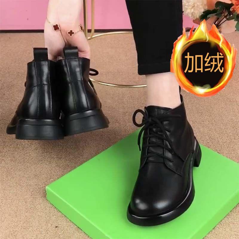 Real soft leather boots children's autumn and winter new velvet warm flat-bottomed fashion Martin boots versatile women's short boots