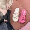 Cool Slippers Women's Summer Wear 2025 New Thick-soled Casual Beach Sandals Women's Advanced Sense of Pregnant Women