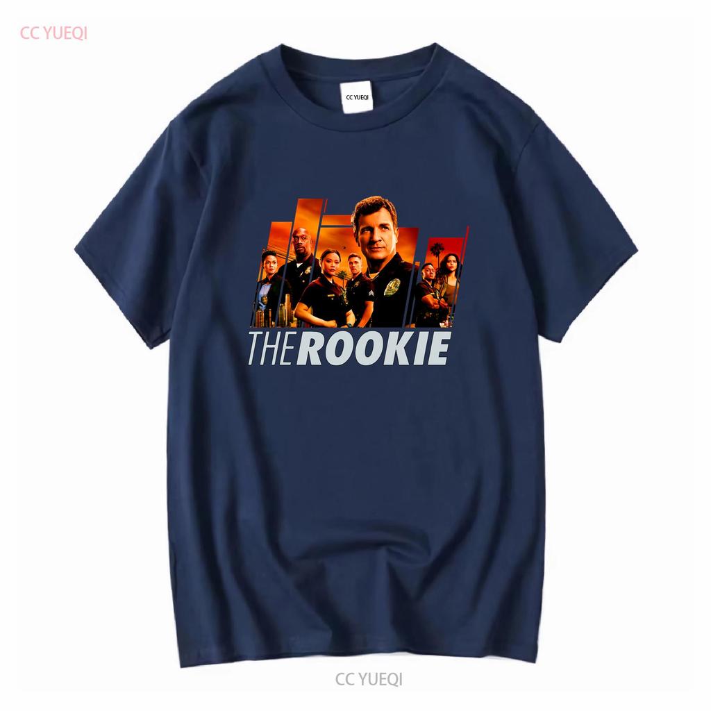 The Rookie Fanart Poster Klassisches T-Shirt lang- oder kurzärmlig Vintage Gewaschen Weich Mode Lässig Unisex Oberteil für den Alltag