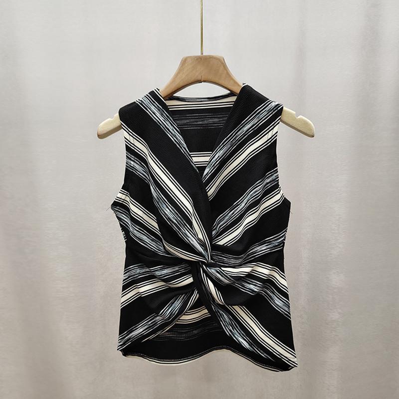 French Retro V-Neck Striped Vest Pleats Irregular Sleeveless Slim Knitted Top For Women