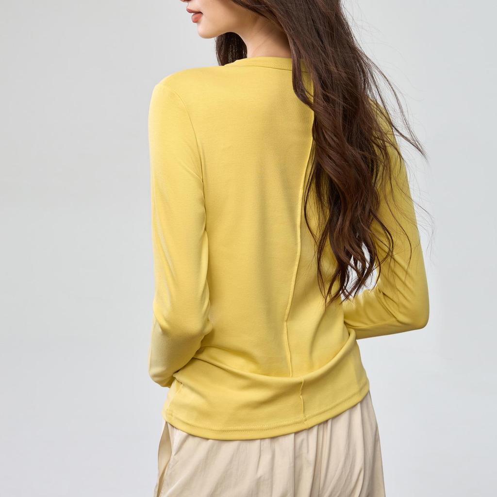 Women's Autumn 2025 Long-Sleeve T-Shirt: Combed Cotton, Versatile Design with Exposed Stitching, Simple Round Neck.