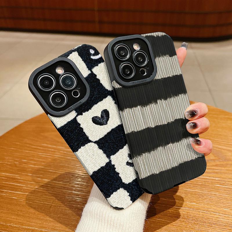 Vertical Grain Leather Shell Cute Love Printed Cover Patterned Soft Silicone Case with Camera Lens Full Protection for iPhone