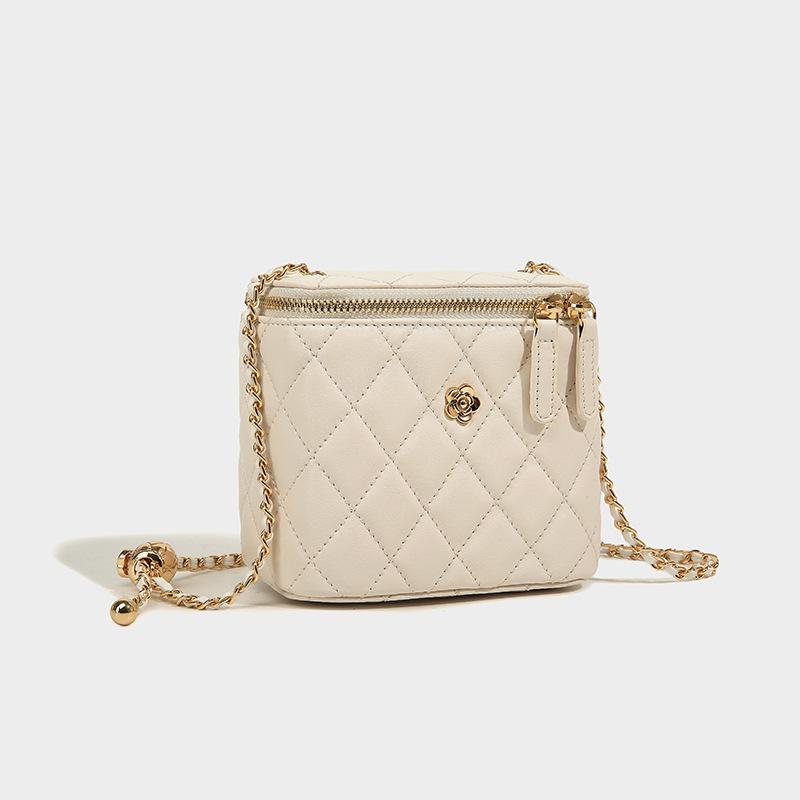 

Secret Garden 2024 Новая женская сумка через плечо Camellia Rhombus Chain Box для маленьких девочек на лето белый