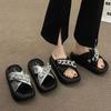 With skirts, cool slippers, women's outer wear is beautiful 2025 new summer versatile thick-bottomed muffin, summer out advanced feeling