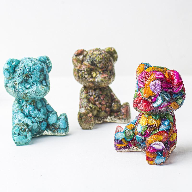 Crystal Resin Bear Desk Ornament With Natural Water Crystals For Home Office Decor