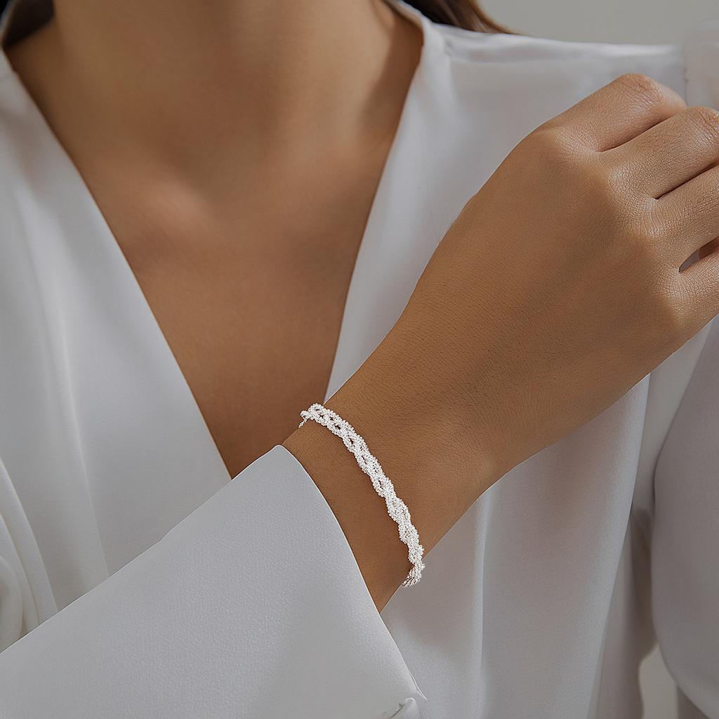 Jewelry Sparkling Naked Chain Multi-Layer Collarbone Necklace, Simple Wind Winding Chain Necklace Female