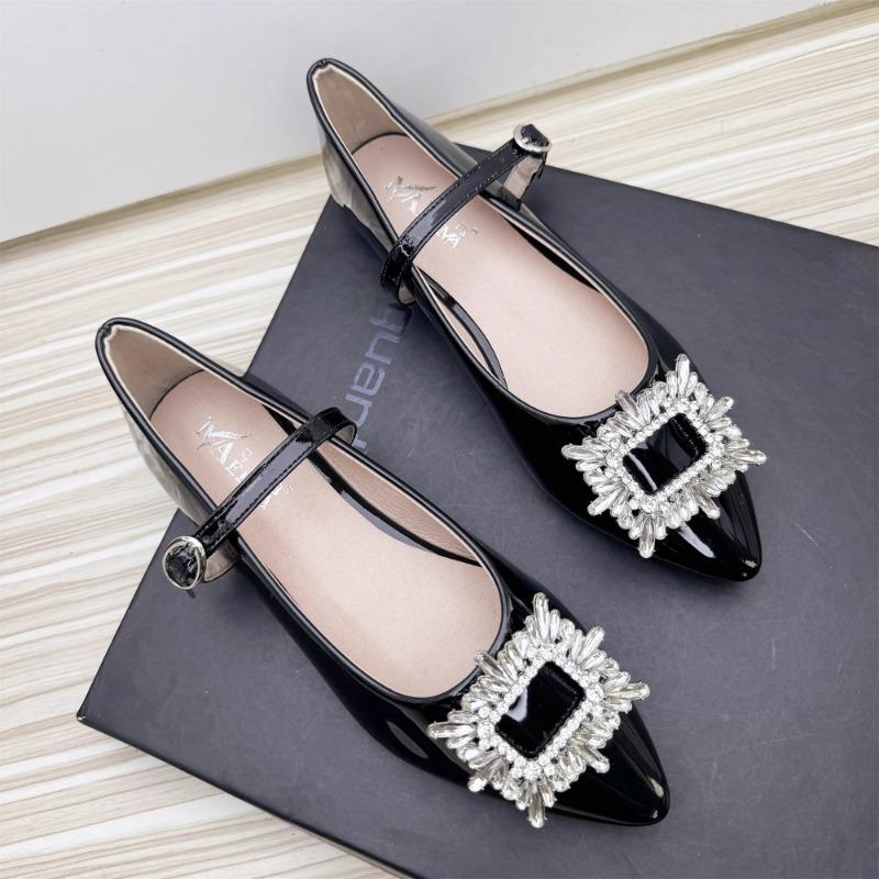 Fashion Flat Shoes for Women 2025 Spring Autumn Mary Jane Shoes Women Pointed Toe Rhinestone Square Buckle Patent Leather Plus Size Shoe