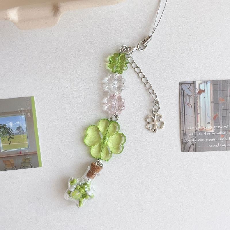 1Pcs Cute Bag Pendant Four-Leaf Clover Beaded Keychain For Women And Girls Lucky Star Wishing Bottle Phone Case Charms Decor