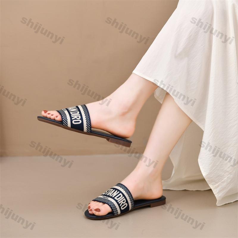 Women's One Word Slippers 2025 Summer Comfortable Breathable Casual Flats Embroidery Lightweight Outdoor Beach Sandals