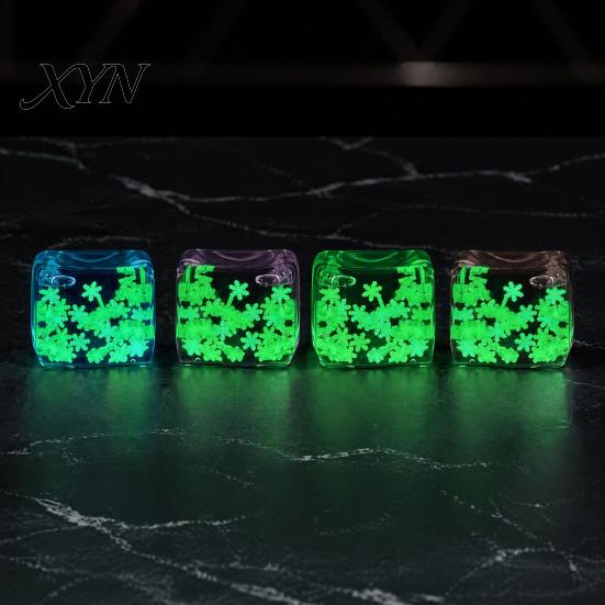 Calming Cube Toys Ice Stress Relief Toy, Glow-in-the-Dark Snowflake Filled Cube, Clear Sensory Toy Luminous Adults and Kids