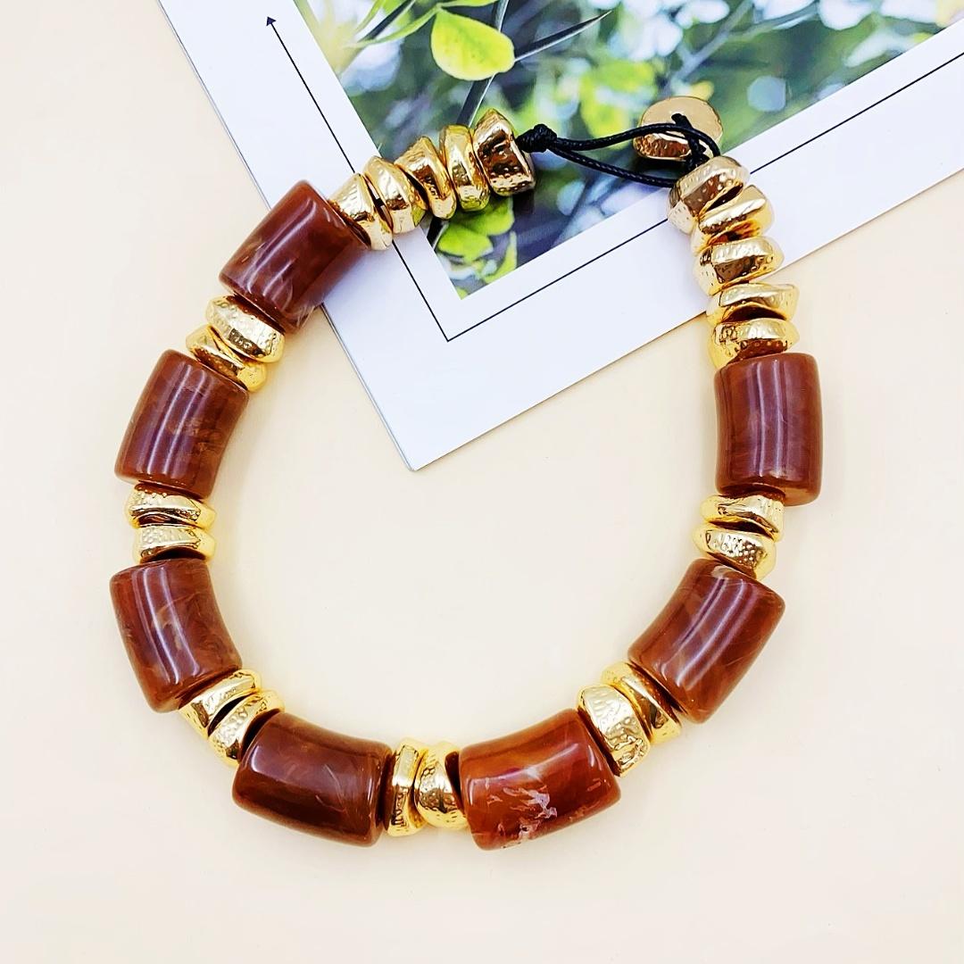 

1 Акриловая трубка преувеличенное и атмосферное ожерелье, подходящее для повседневной носки женщинами