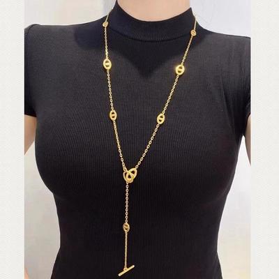 Pig Nose Clavicle Necklace: Long Style Sweater Chain with OT Buckle and Niche Design, Exuding Fashionable High-Class Temperament.