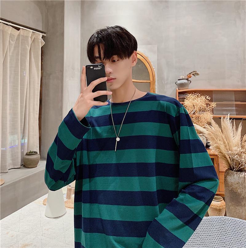 "Unisex Trendy Black & White Striped Long-Sleeve Crew Neck T-Shirt"