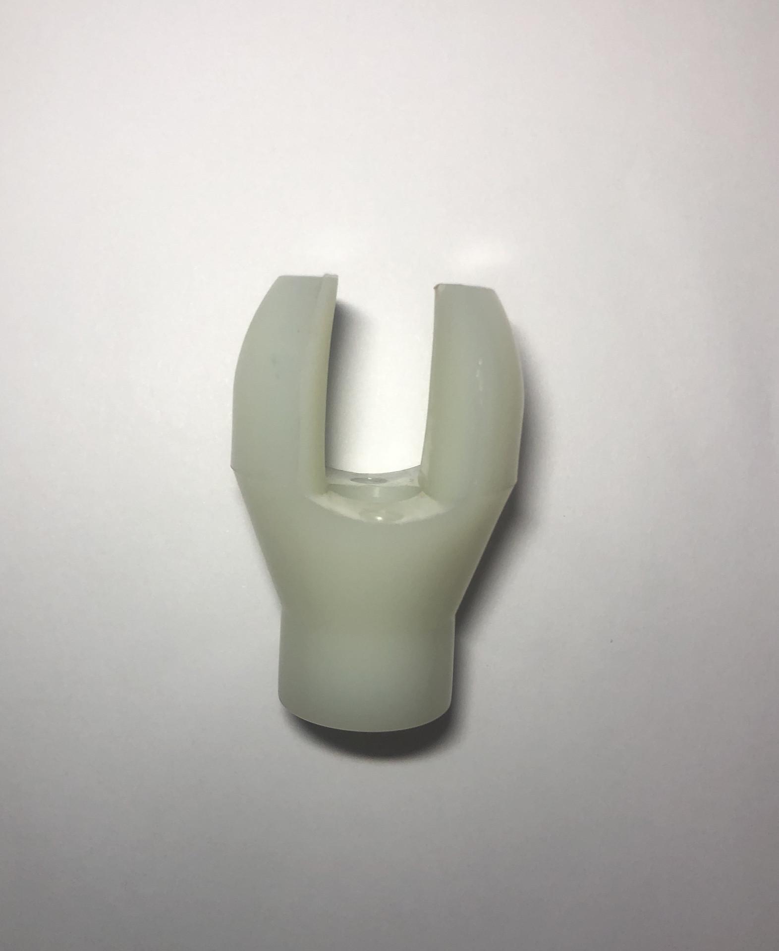 

Nylon Fork Slide Claw for 16mm Steel Bottle Filling Machine 0.8L or Less