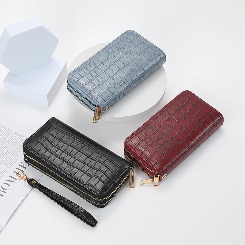 Women's Crocodile Pattern Double Zipper Clutch Wallet - 2025 European & American Fashion Style.