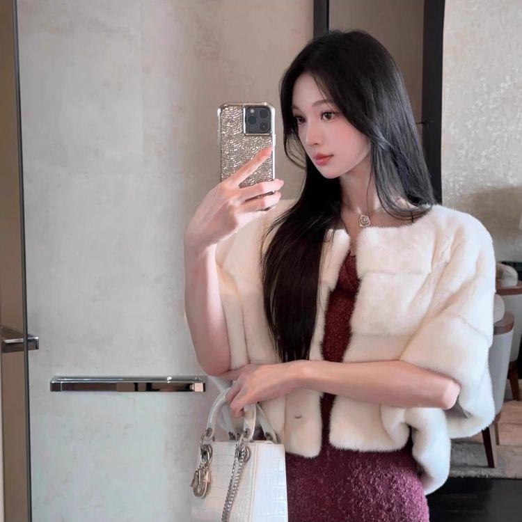 Eco-friendly Faux Mink Fur Capelet Shawl: Versatile Short Jacket for Qipao and Wedding Dress