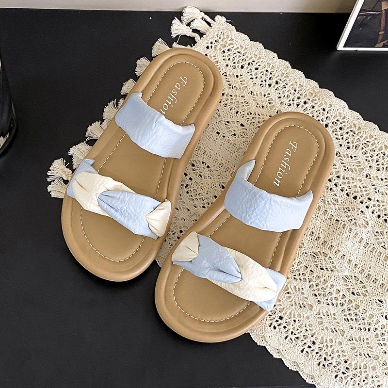 New Outer Wear 2025 Summer Cool Slippers Women's Fashion One-word Slippers Beach Sandals Platform Model