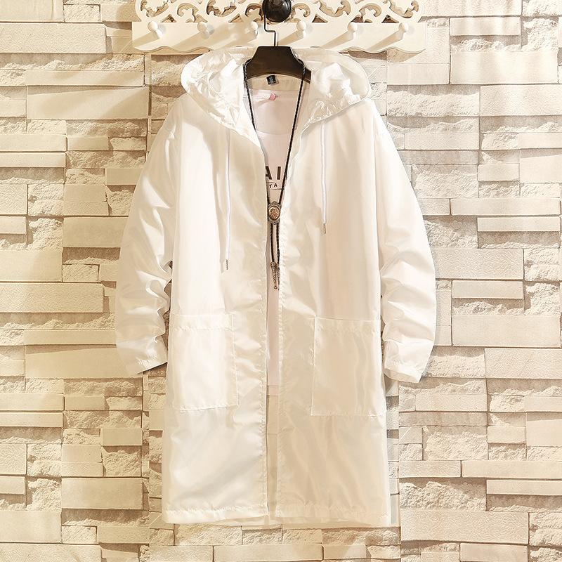 Giacca con cappuccio da uomo a sezione sottile per primavera e autunno, giacca a vento casual leggera di taglia grande con protezione solare