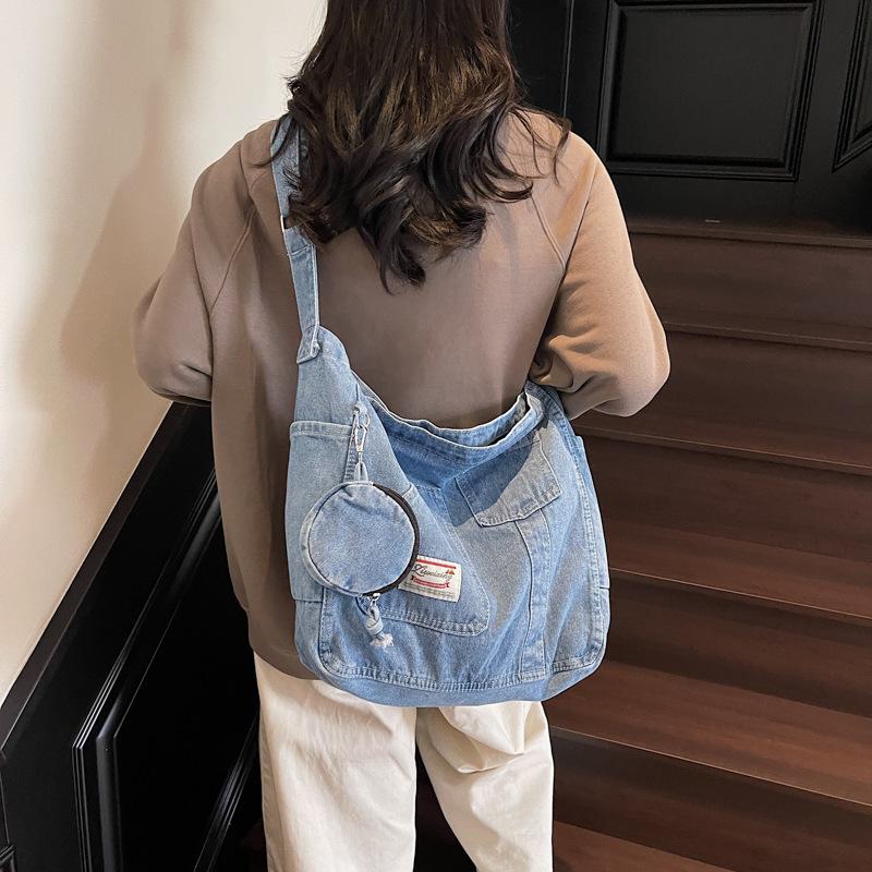 Large capacity denim bag women's new trendy fashion commuter big bag tote summer versatile messenger bag