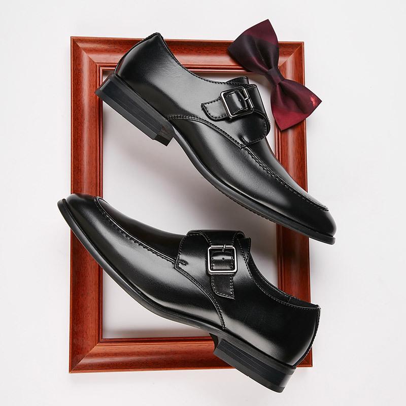 Ručně vyráběné obchodní kožené boty se sponou v novém britském stylu pro pánské formální oblečení Single Shoes Kancelářské a profesionální oblečení, Trend pánské obuvi