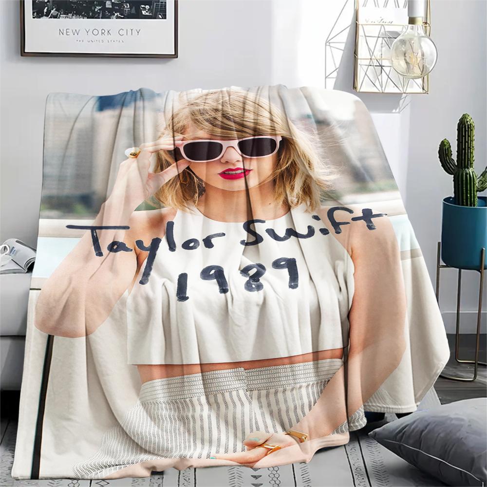 1 pièce Couverture en Flanelle Imprimé Taylor, Haute qualité Toutes Saisons, Décoration d'Intérieur, Chaleur et Confort, Parfait pour les Cadeaux de Noël