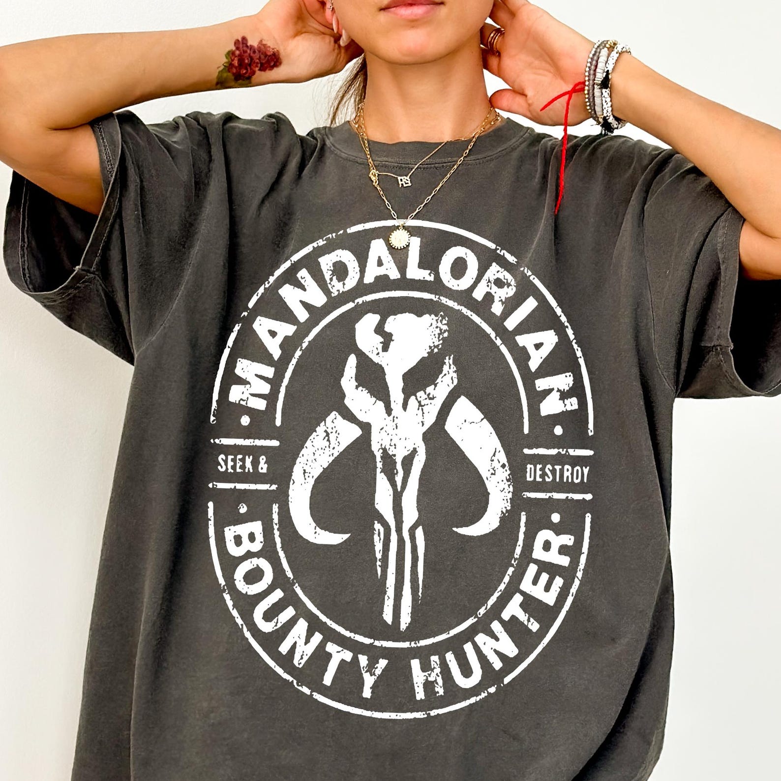 Vintage Mandalorian Bounty Hunter Shirt - Mandalorian Tee,Star Wars Tshirt,Grogu Sweatshirt S