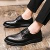 Men's Brogue Leather Formal Shoes - Retro British Pointed Toe for Spring & Autumn