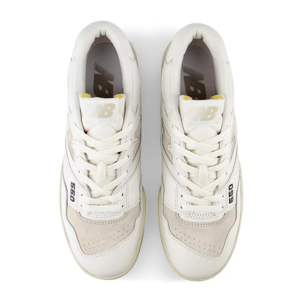 Tênis New Balance Versão Branca