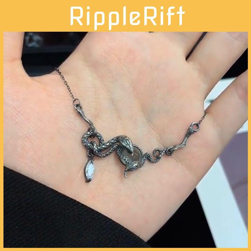 Trendy Dual Snake Necklace Dazzling Rhinestones And Unique Alloy Design For Everyday Wear