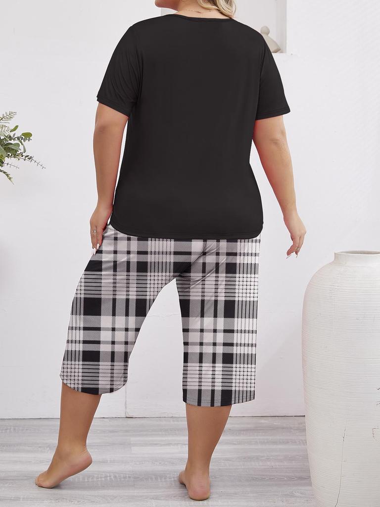 Summer Love Print Pajama Set: Short Sleeve Top & Seven-Point Pants, Plus Size